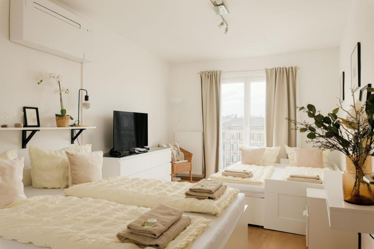 Apartment Zentral Direkt An U-Bahn Station 비엔나 외부 사진