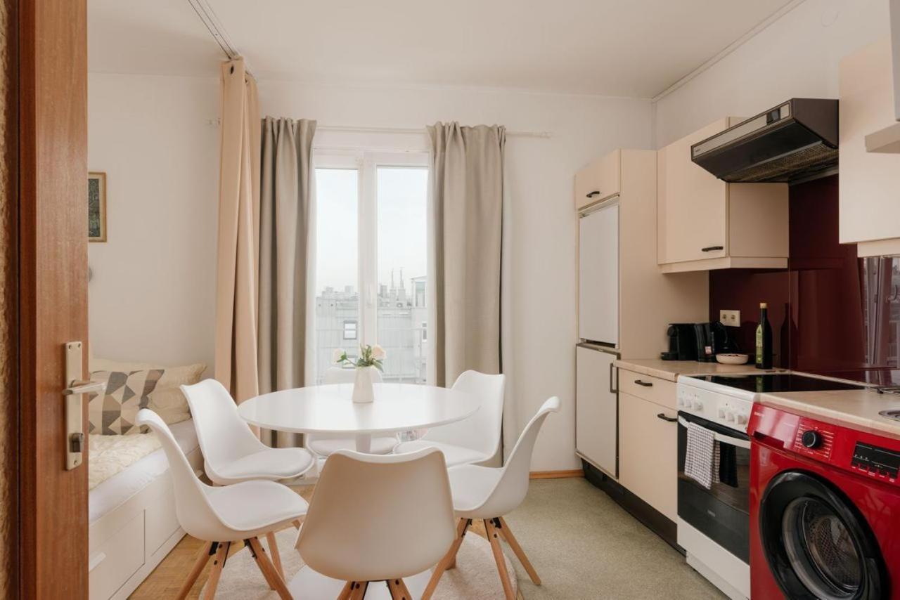 Apartment Zentral Direkt An U-Bahn Station 비엔나 외부 사진
