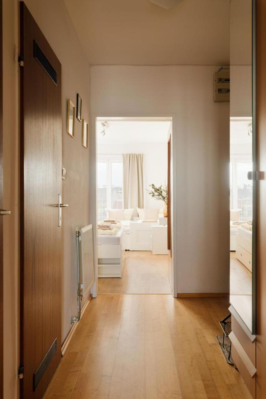 Apartment Zentral Direkt An U-Bahn Station 비엔나 외부 사진