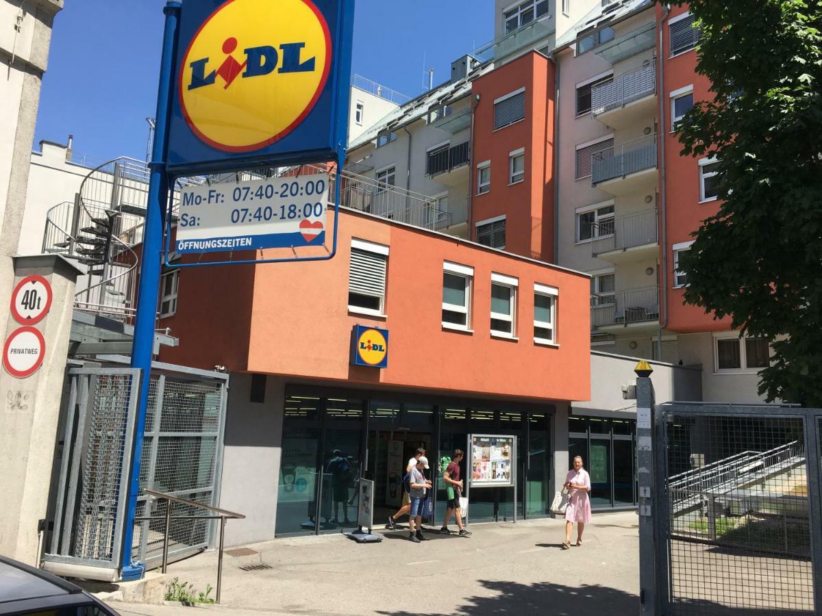 Apartment Zentral Direkt An U-Bahn Station 비엔나 외부 사진